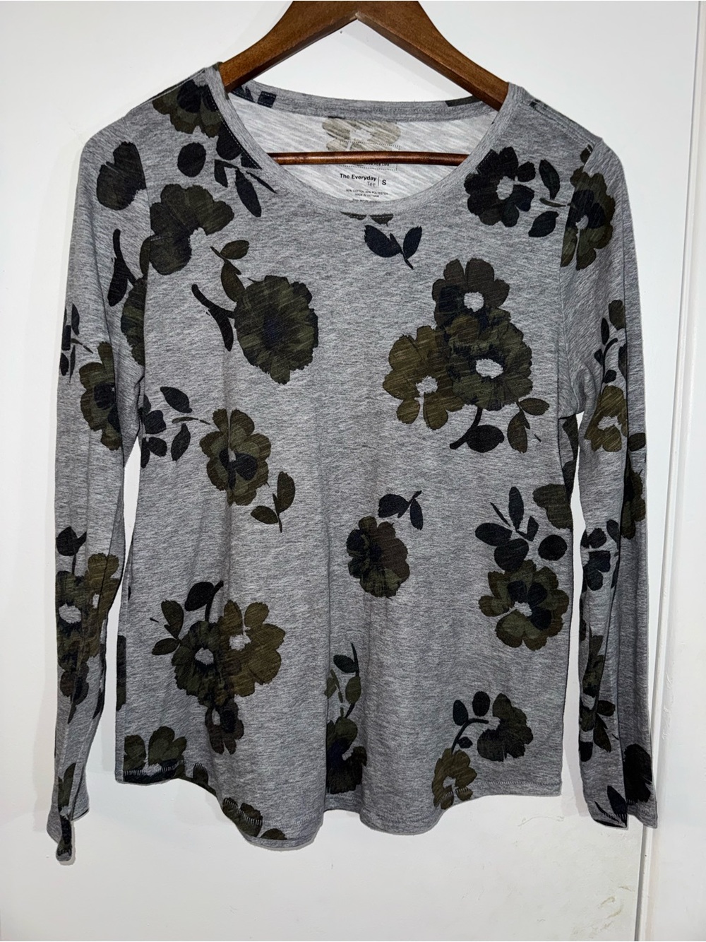 Sonoma Gray Long-Sleeve Tee with Olive Floral Print